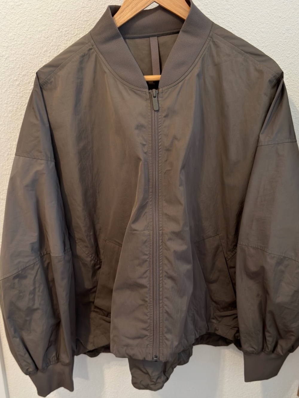Lululemon Windbreaker